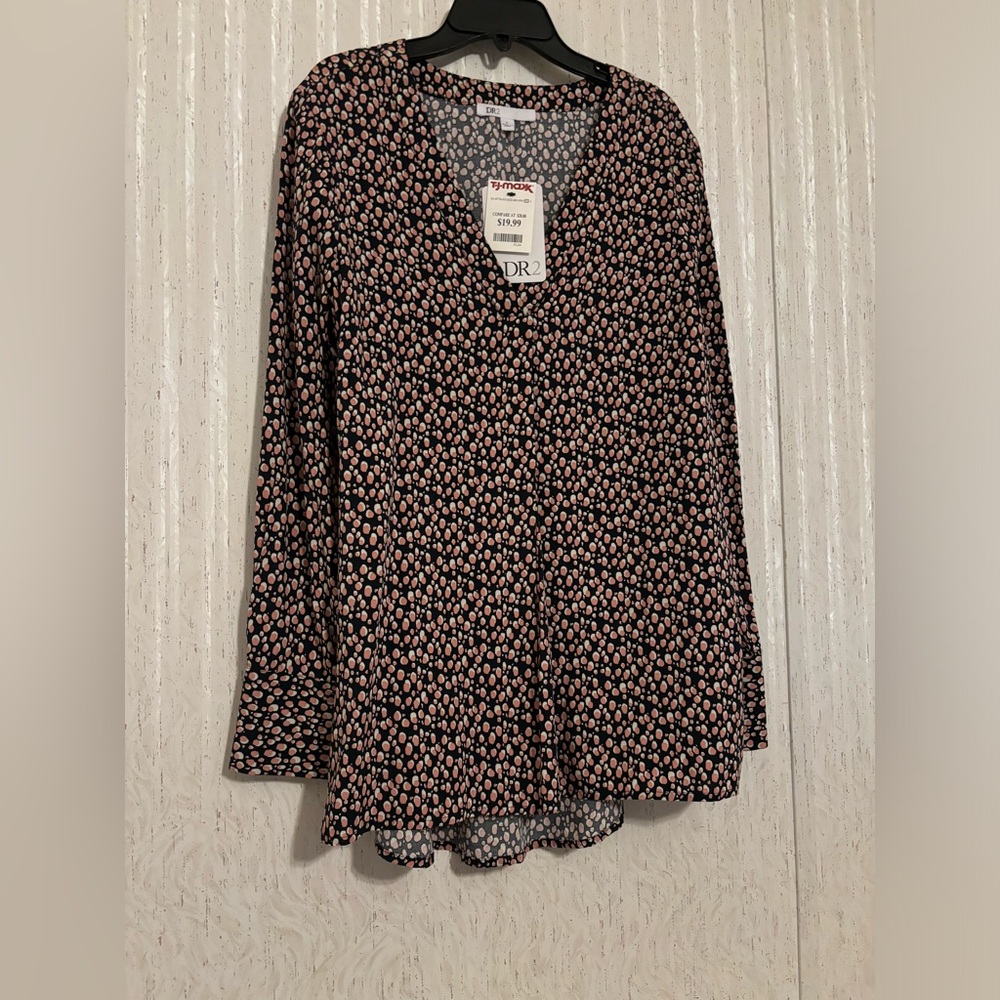 DR2 Women's Black and Pink Polka Dot Blouse